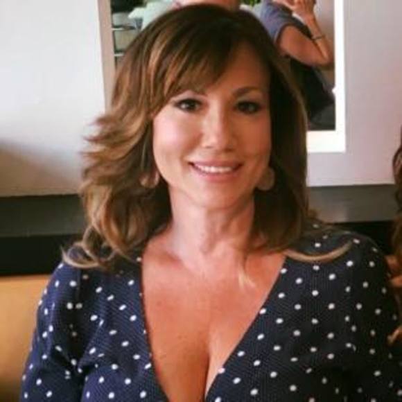 Meet your Posher, Jackie - Picture 1 of 1